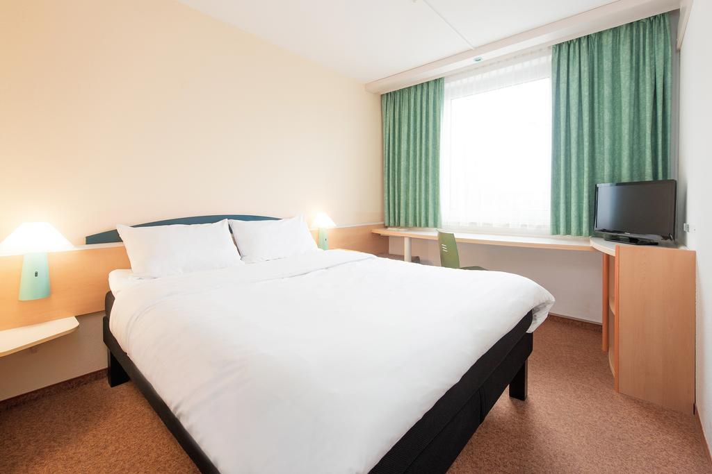 Ibis Paderborn City Exterior foto