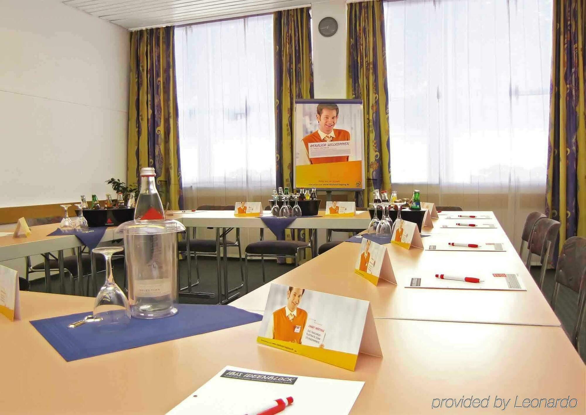 Ibis Paderborn City Exterior foto